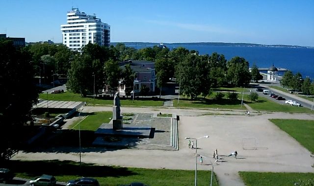 Памятник Куусинену О. В. Памятник Куусинену О. В.